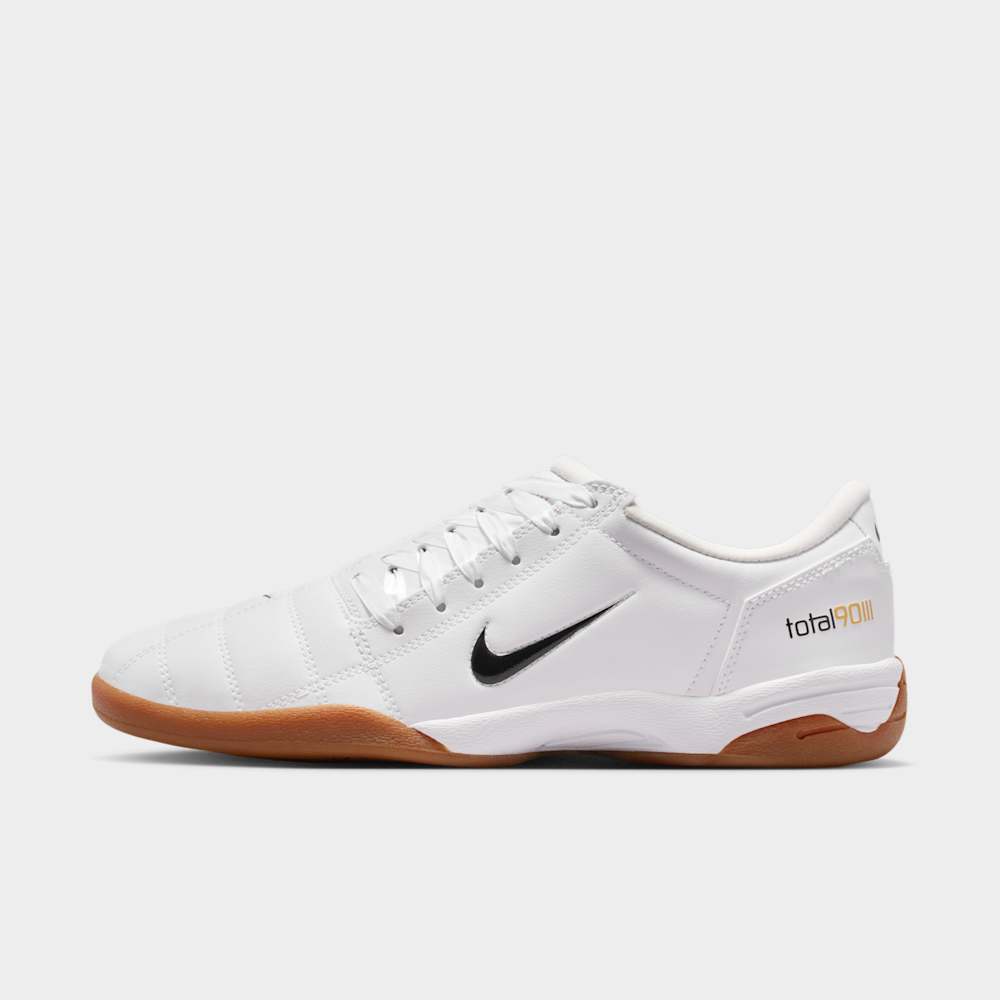 Nike Total 90