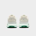 Nike Structure 26-1777997612376