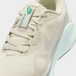 Nike Structure 26-1777997615449