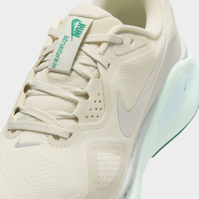 Nike Structure 26-1777997615449