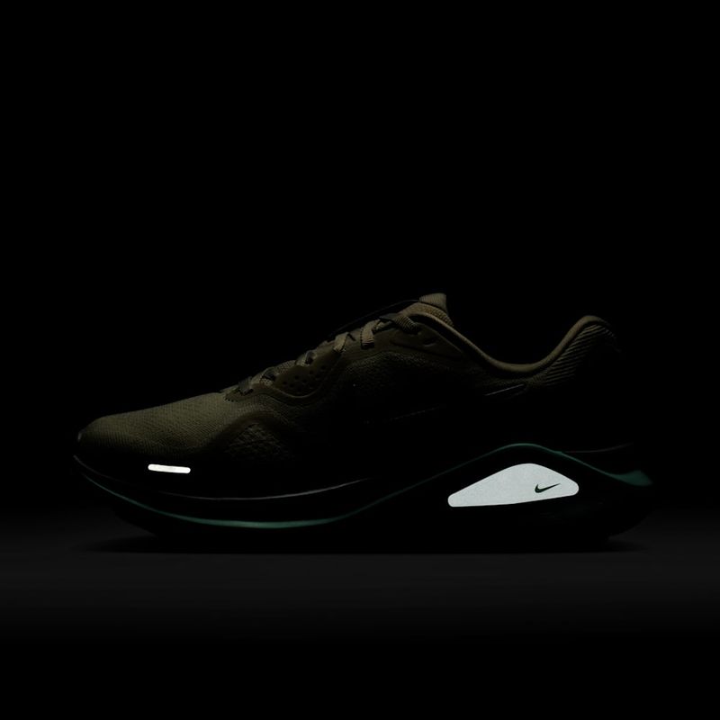 Nike Structure 26-1777997622134