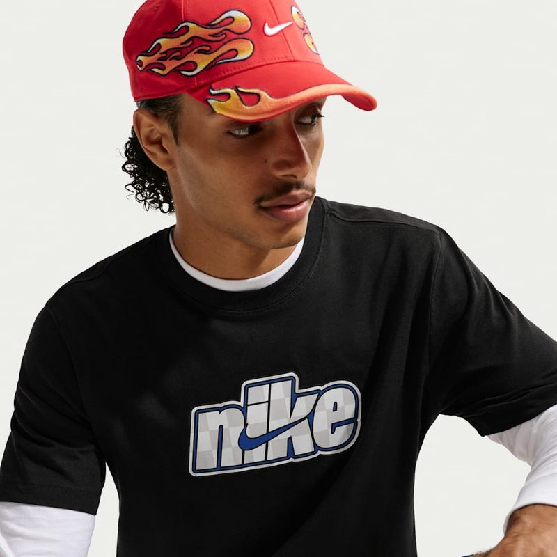 Nike Sportswear-1777998195378