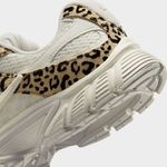 Nike V5 RNR Suede-1778509817735