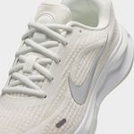 Nike Journey Run-1778530434172