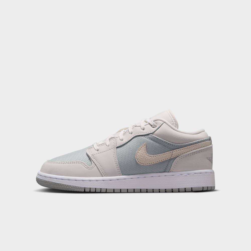 Air Jordan 1 Low SE