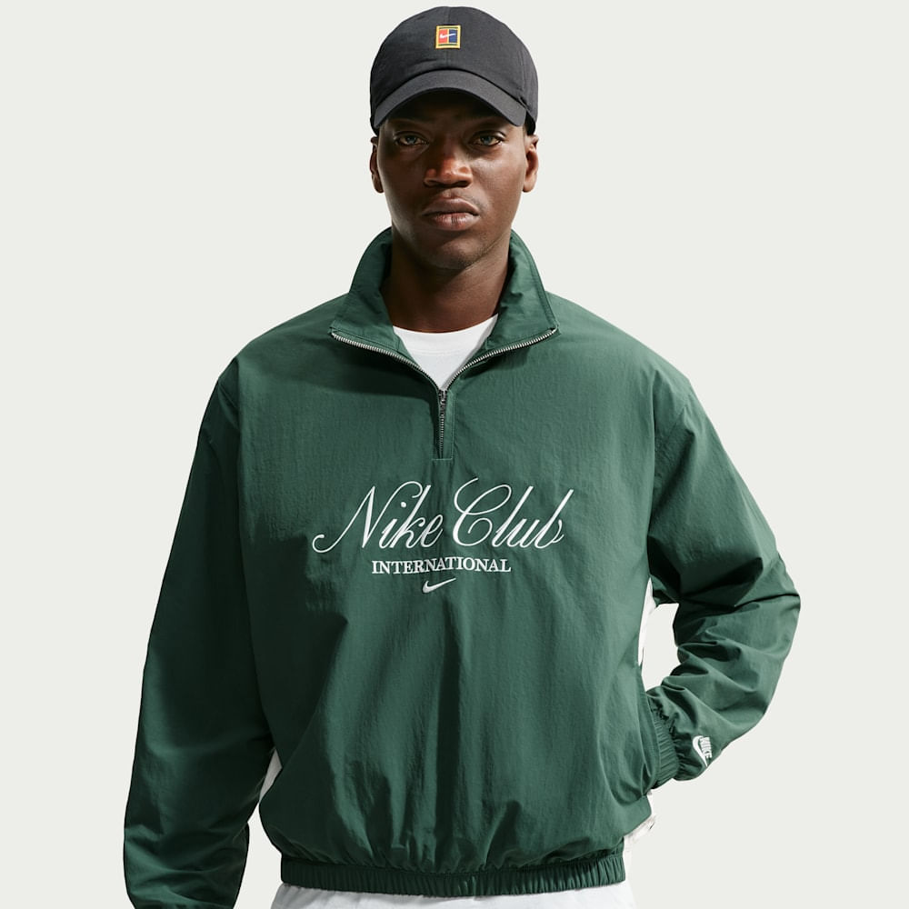 Nike Sportswear Club