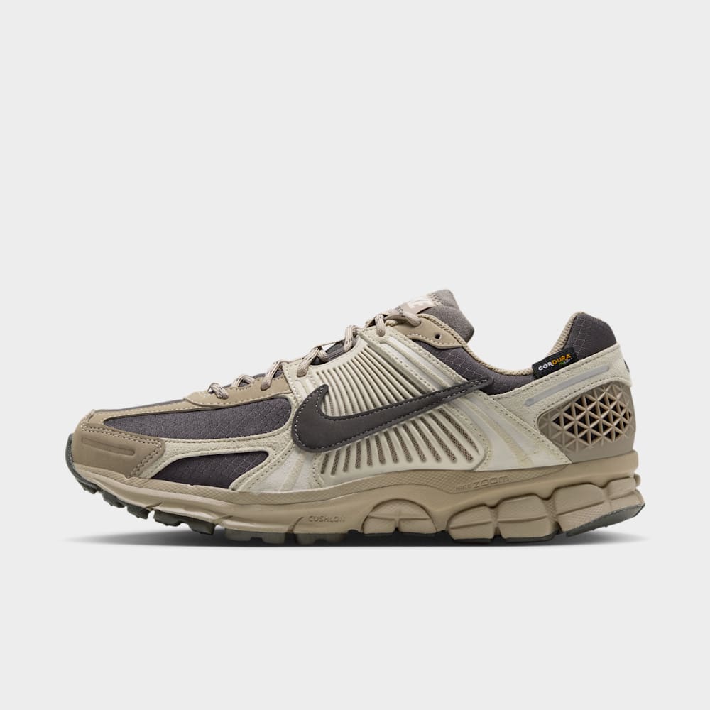 Nike Zoom Vomero 5 SE