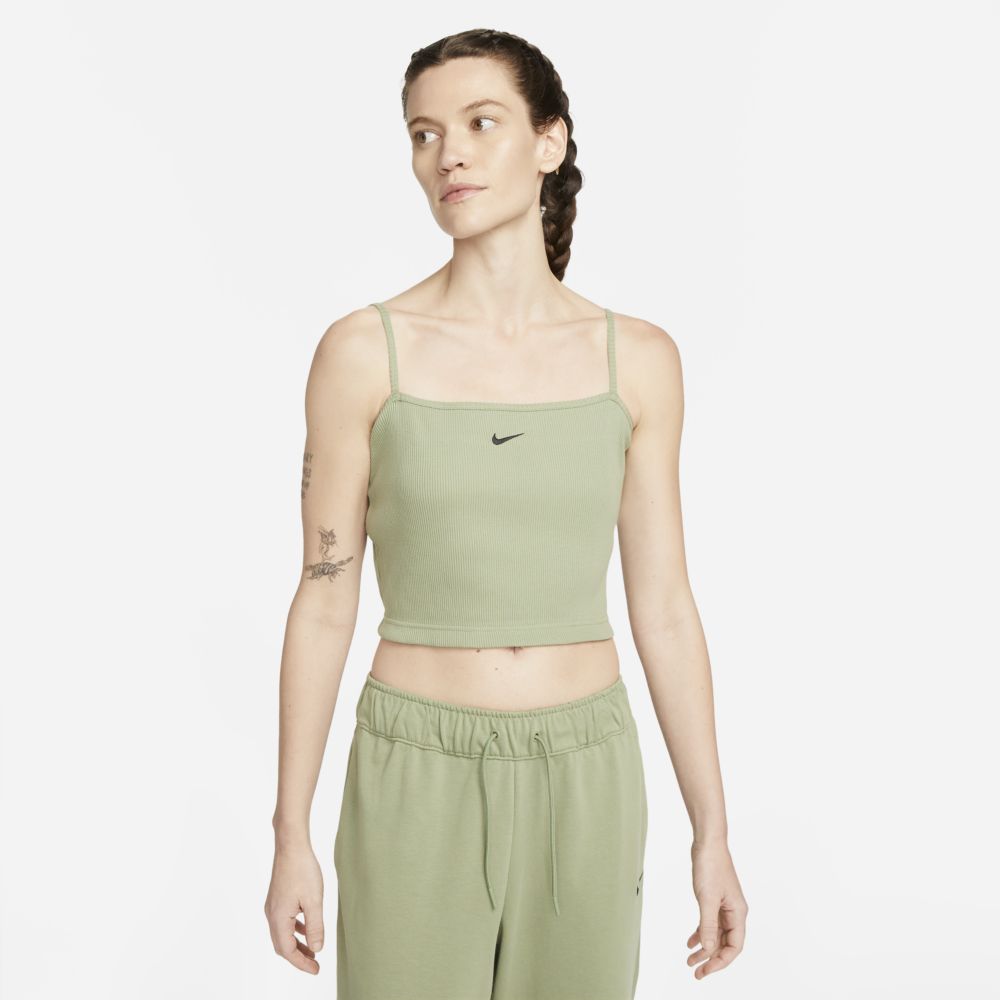 Nike Sportswear Essential