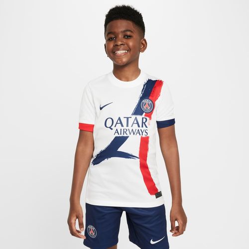 Paris Saint-Germain visitante 2024/25 Stadium