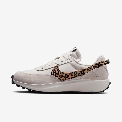 Nike Waffle Debut