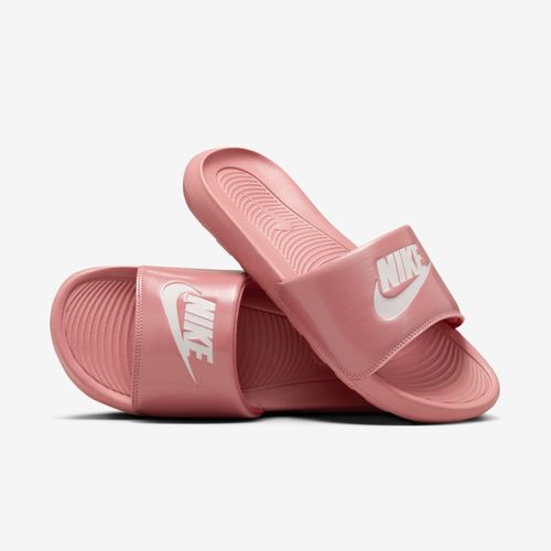 Nike Victori One
