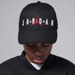 Gorra-con-estructura-y-correa-trasera-para-niños-talla-grande