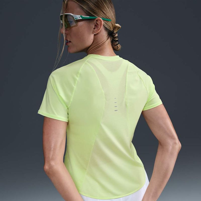 camiseta-de-correr-de-manga-corta-dri-fit-para-mujer