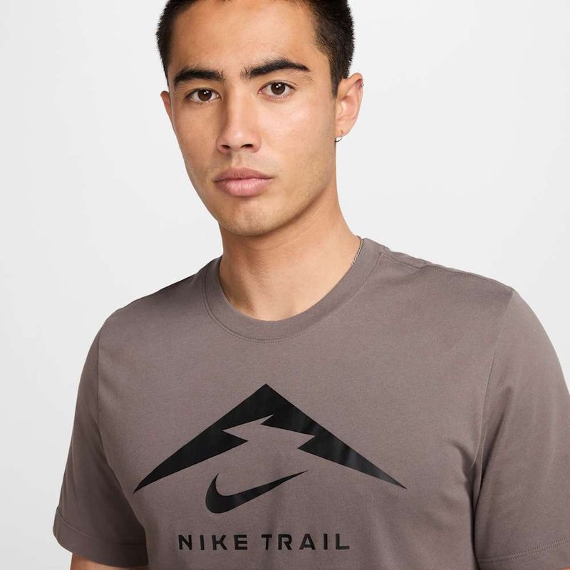 camiseta-de-trail-running-para-hombre
