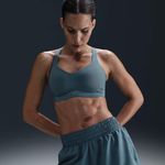 shorts-dri-fit-2-en-1-de-tiro-medio-de-8-cm-para-mujer