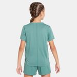 camiseta-de-entrenamiento-de-manga-corta-dri-fit-para-niña-talla-grande