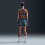 shorts-dri-fit-2-en-1-de-tiro-medio-de-8-cm-para-mujer