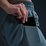 shorts-dri-fit-2-en-1-de-tiro-medio-de-8-cm-para-mujer