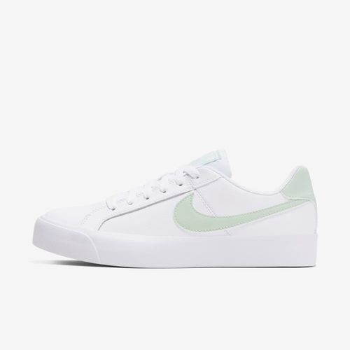Nike Court Royale AC