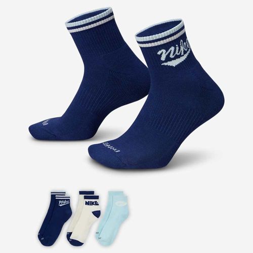 Nike Everyday Plus