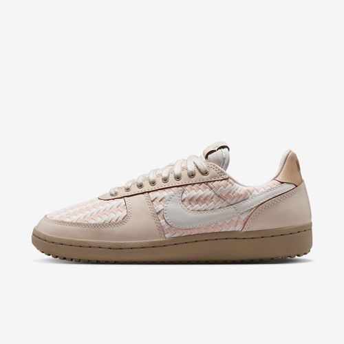 Nike Field General