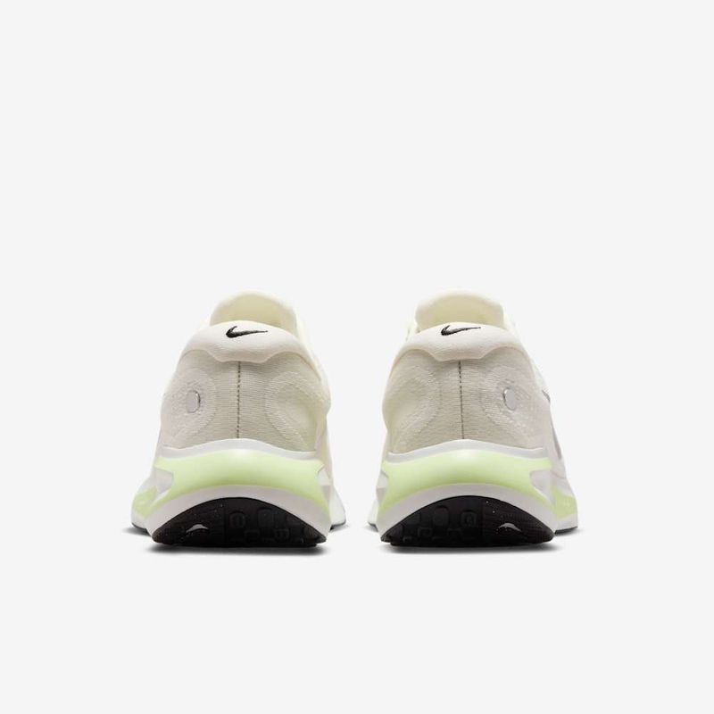 tenis-de-correr-en-pavimento-para-mujer