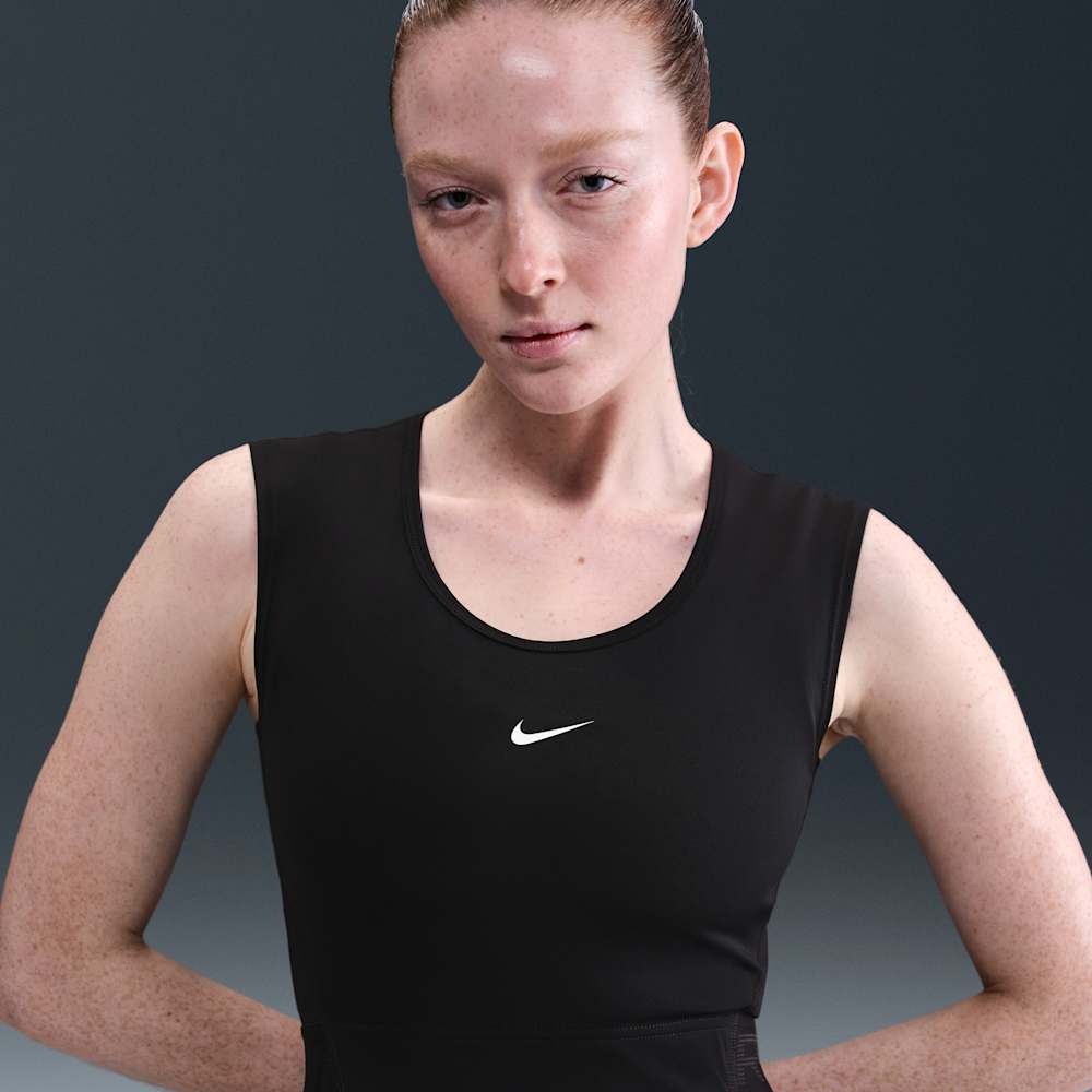 Nike Pro