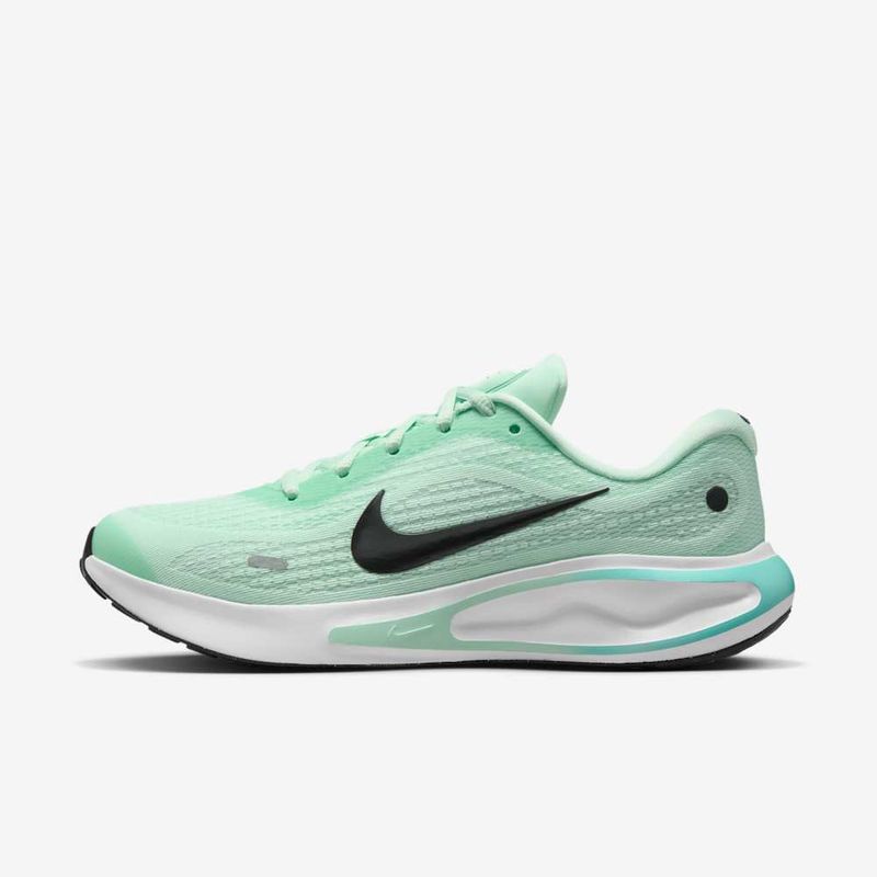 calzado-de-correr-en-pavimento-para-mujer