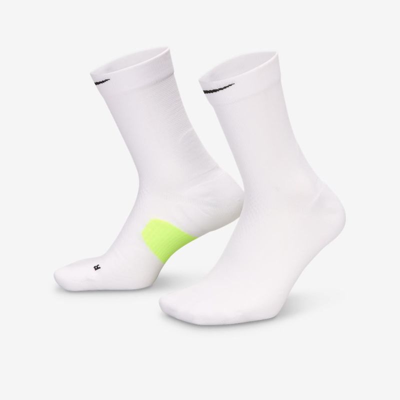 medias blancas nike