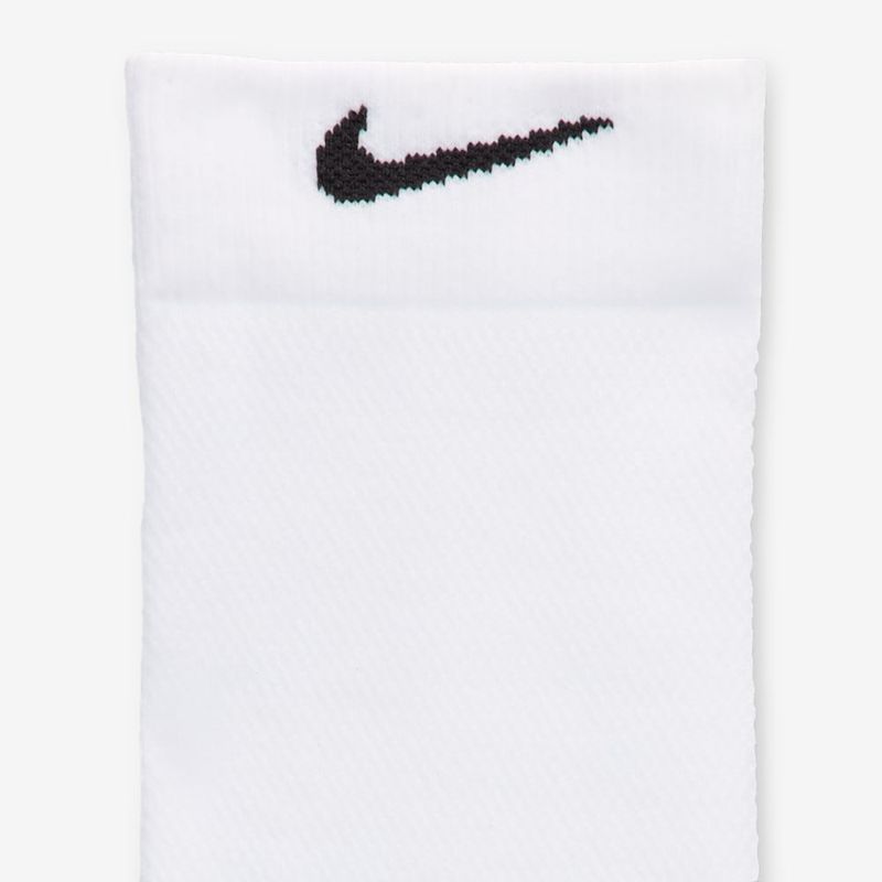 medias-blancas-nike