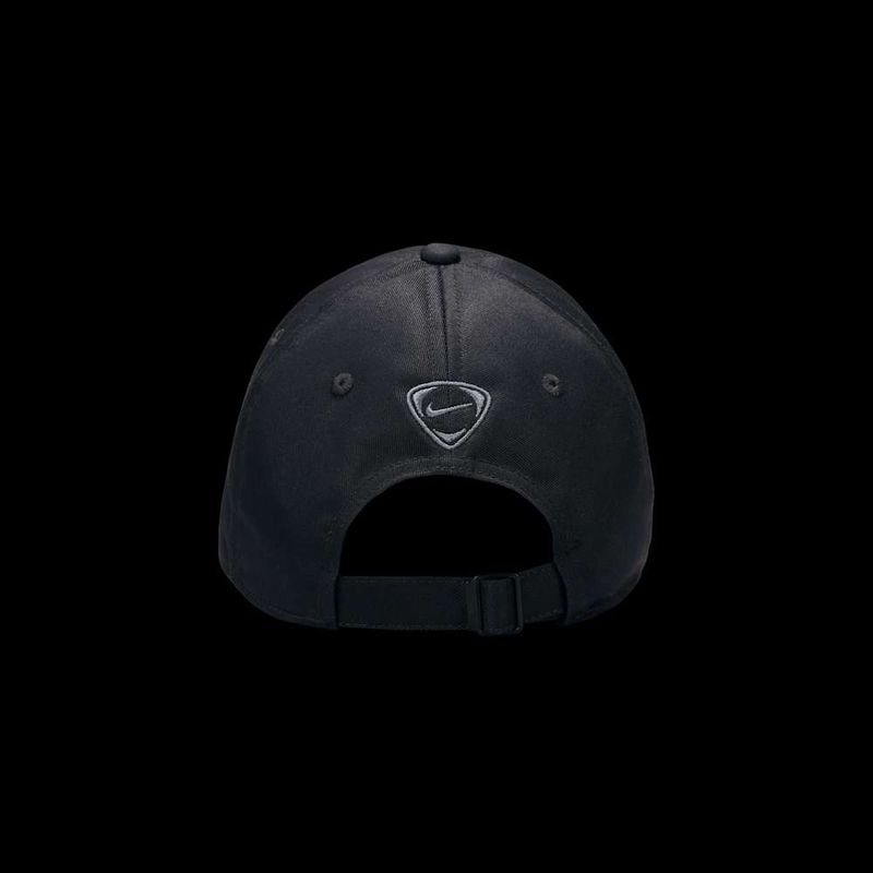 gorra-nike-negra