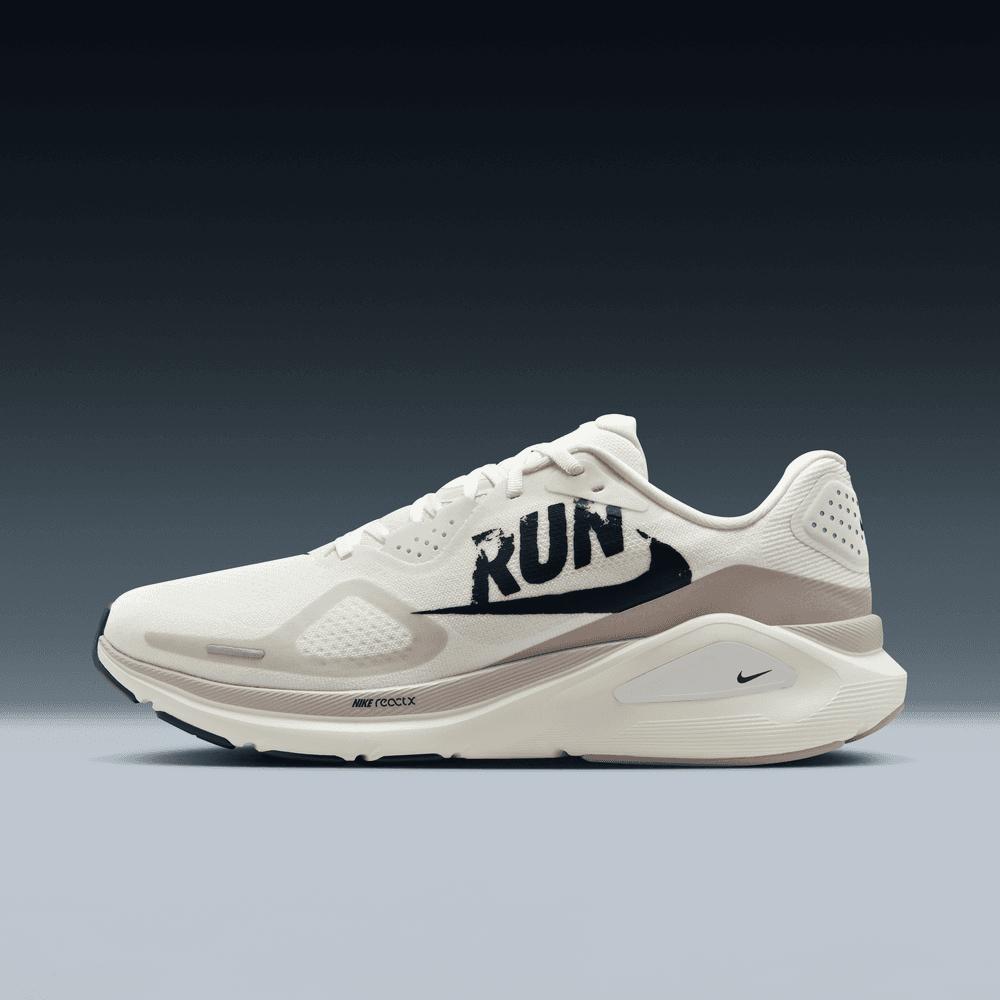 Nike Structure 26