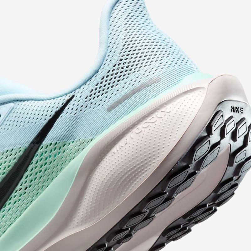 calzado-de-correr-en-pavimento-para-hombre