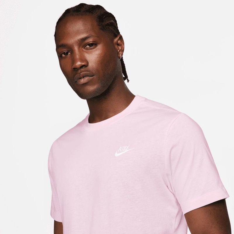 Nike-Sportswear-Club