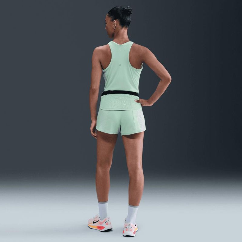 nike-tempo-swoosh-run