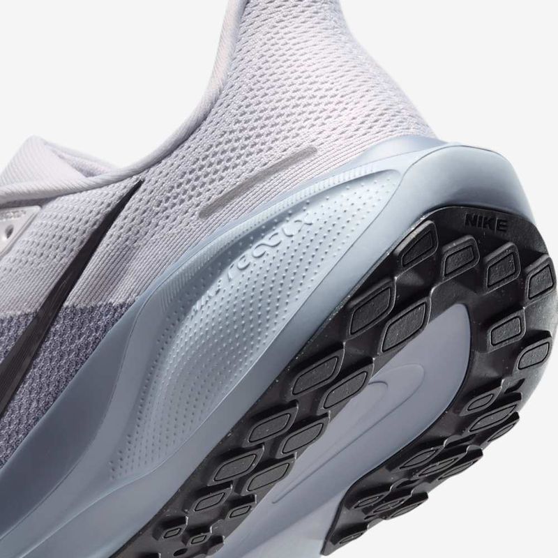 calzado-de-correr-en-pavimento-para-hombre
