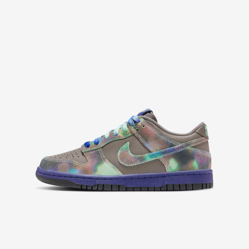 Nike Dunk Low SE