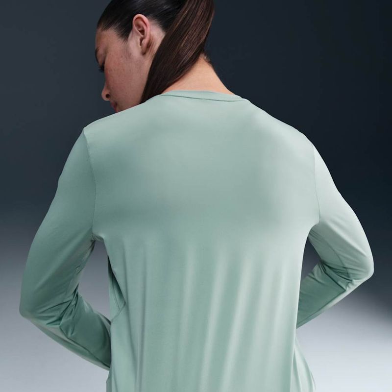 camiseta-de-manga-larga-dri-fit-para-mujer