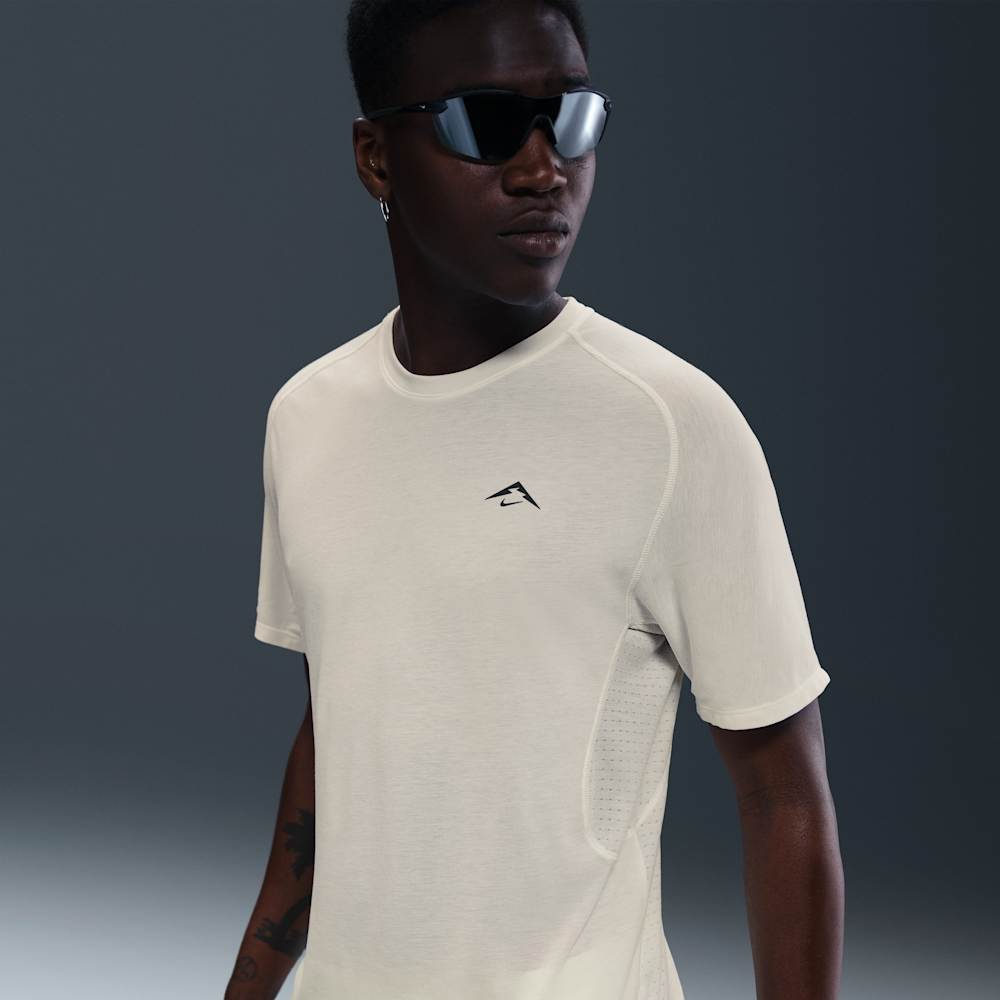Nike Solar Chase