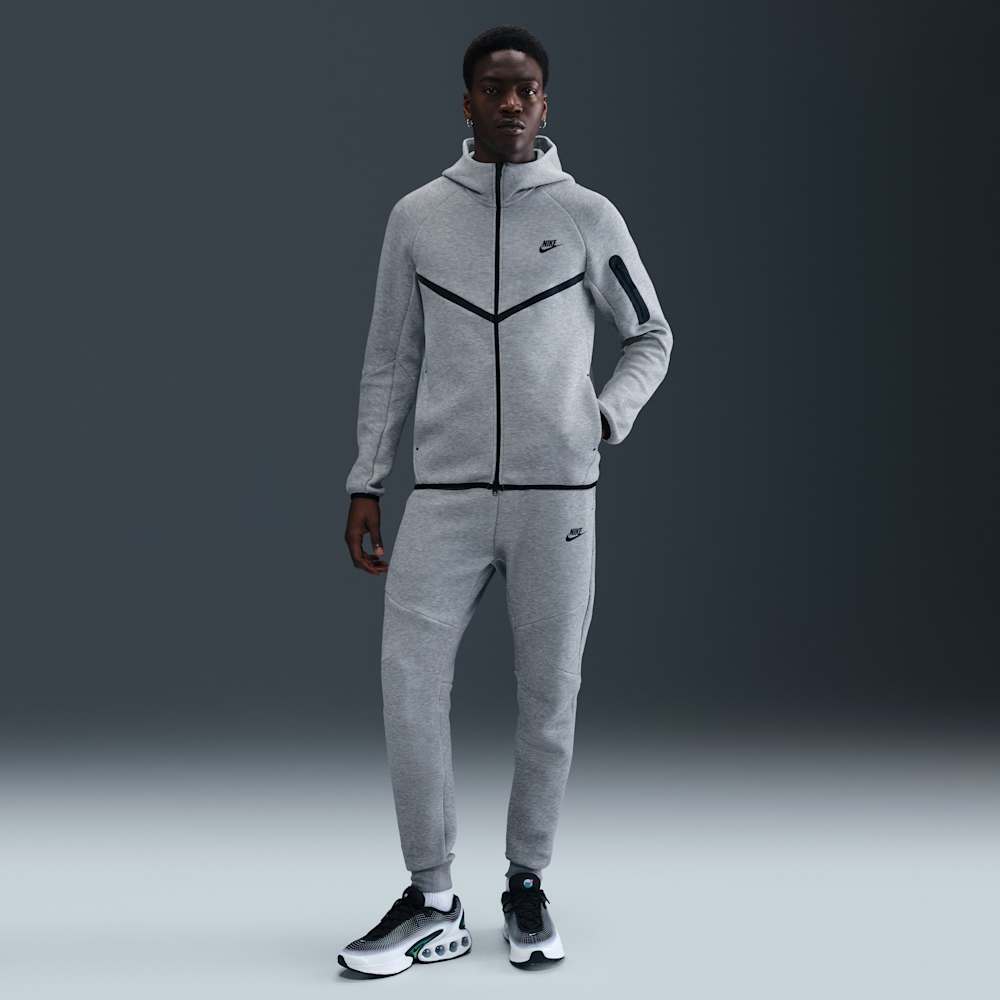 Nike Tech