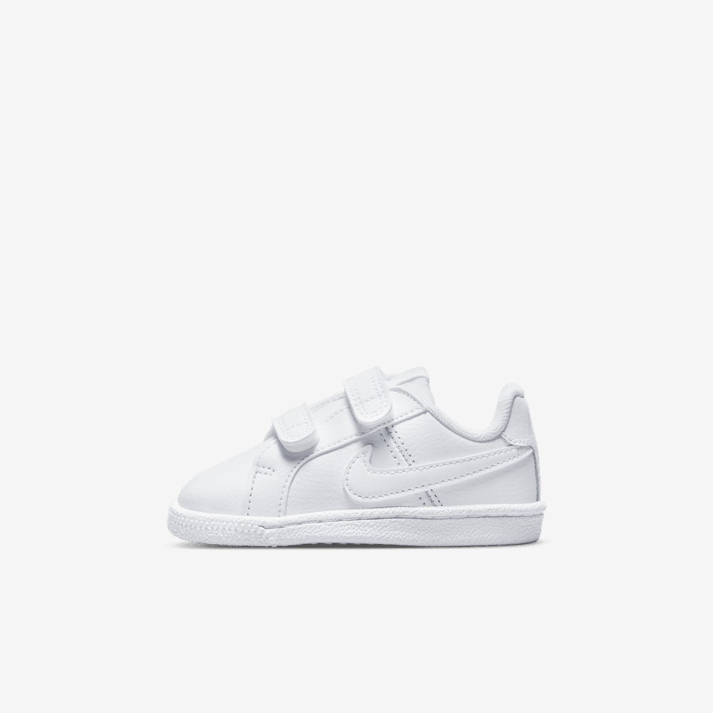 Nike Court Royale