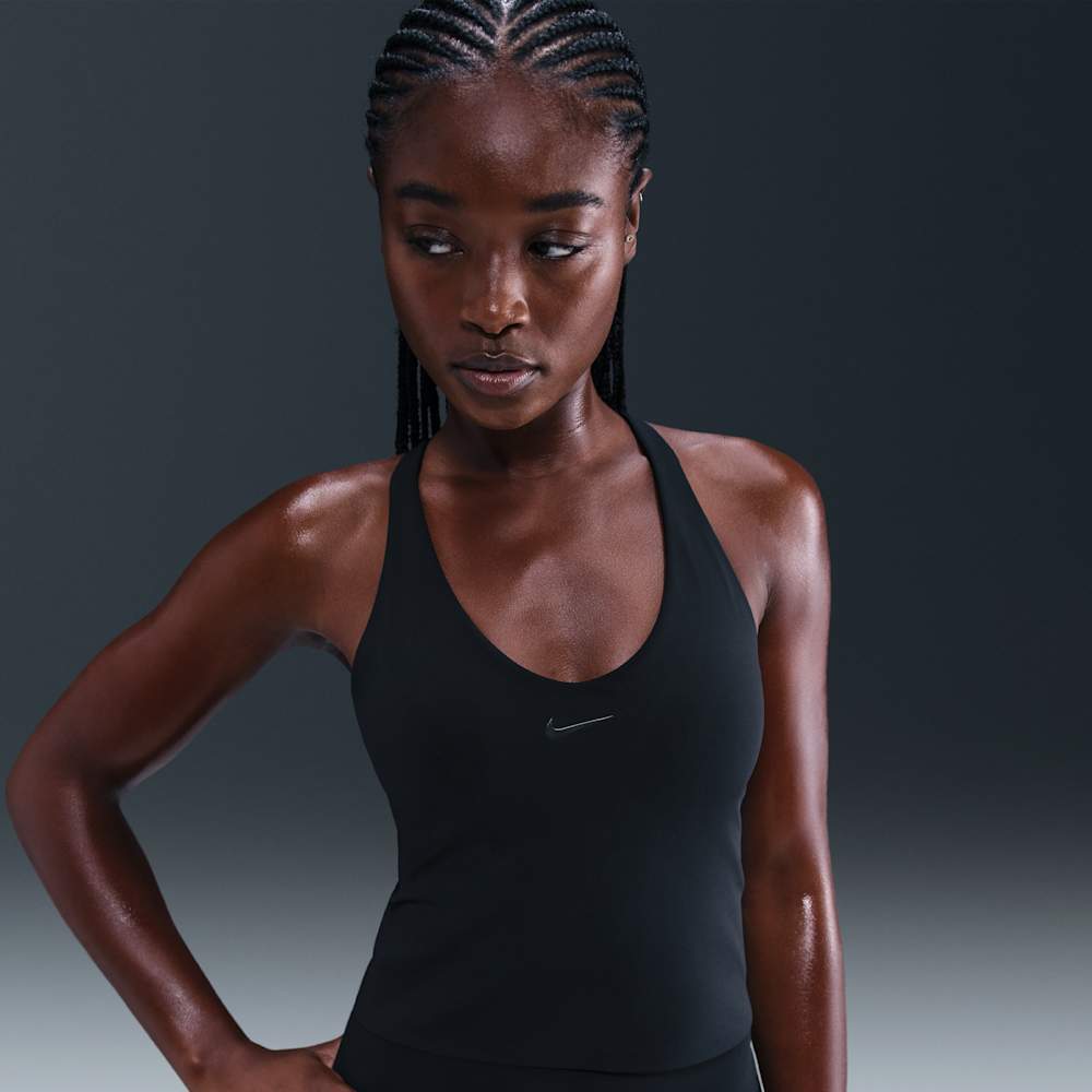 Nike Universa
