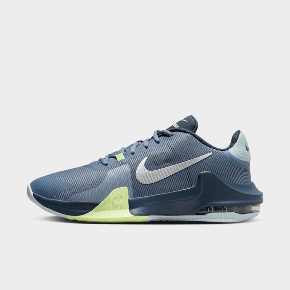Nike Impact 4