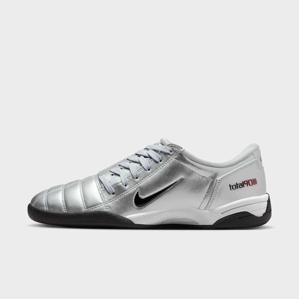 Nike Total 90