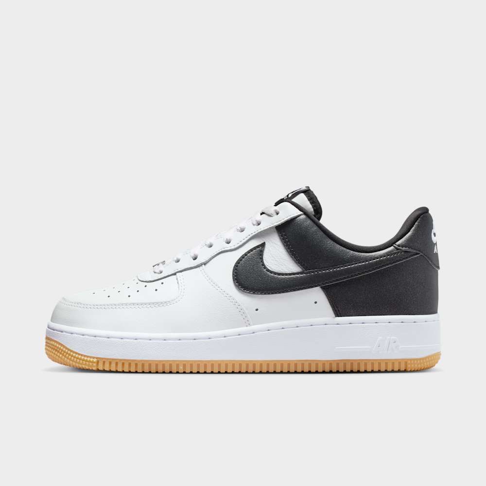Nike Air Force 1 '07 LV8